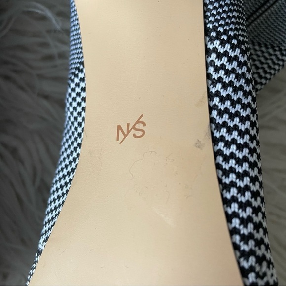 Something Navy Nix Plaid Houndstooth Black White Ankle Sock Booties EUC Size 9 - Picture 10 of 11